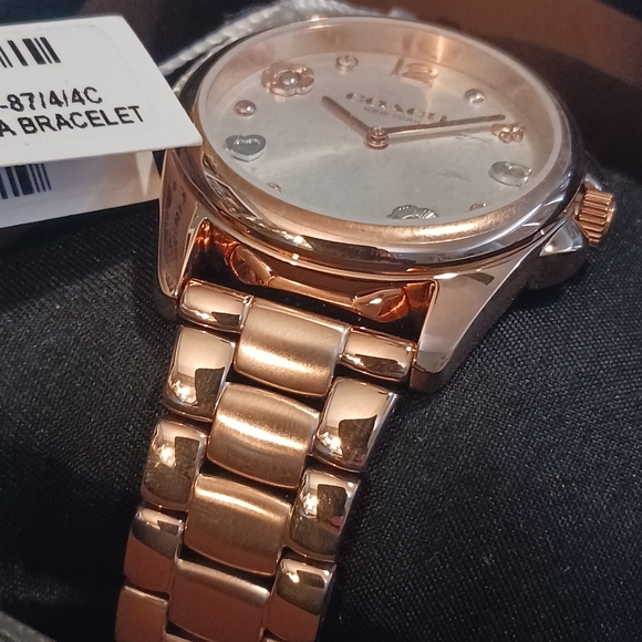 NWT! Rose Gold COACH Watch - Picture 6 of 14